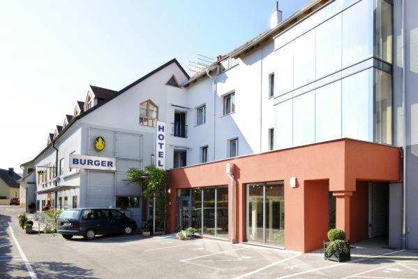 Gasthof Hotel Zur Goldenen Krone Furth bei Gottweig エクステリア 写真